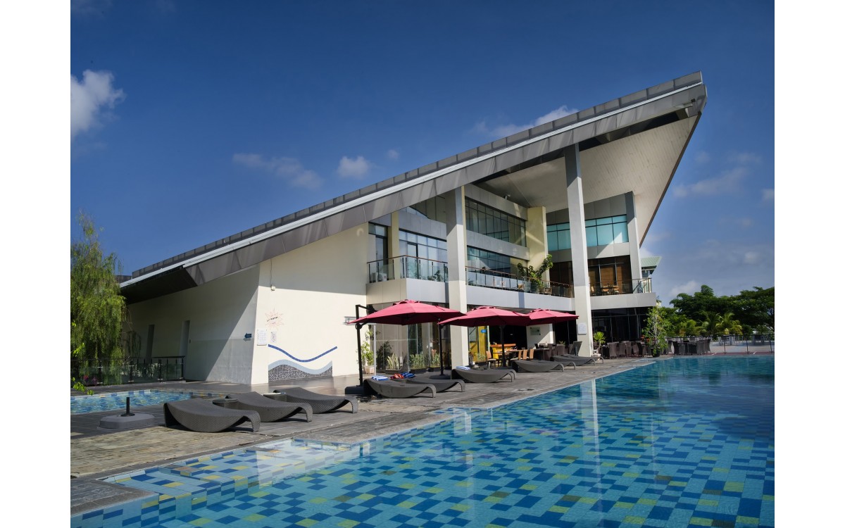 Novotel Manado Golf Resort and Convention Center